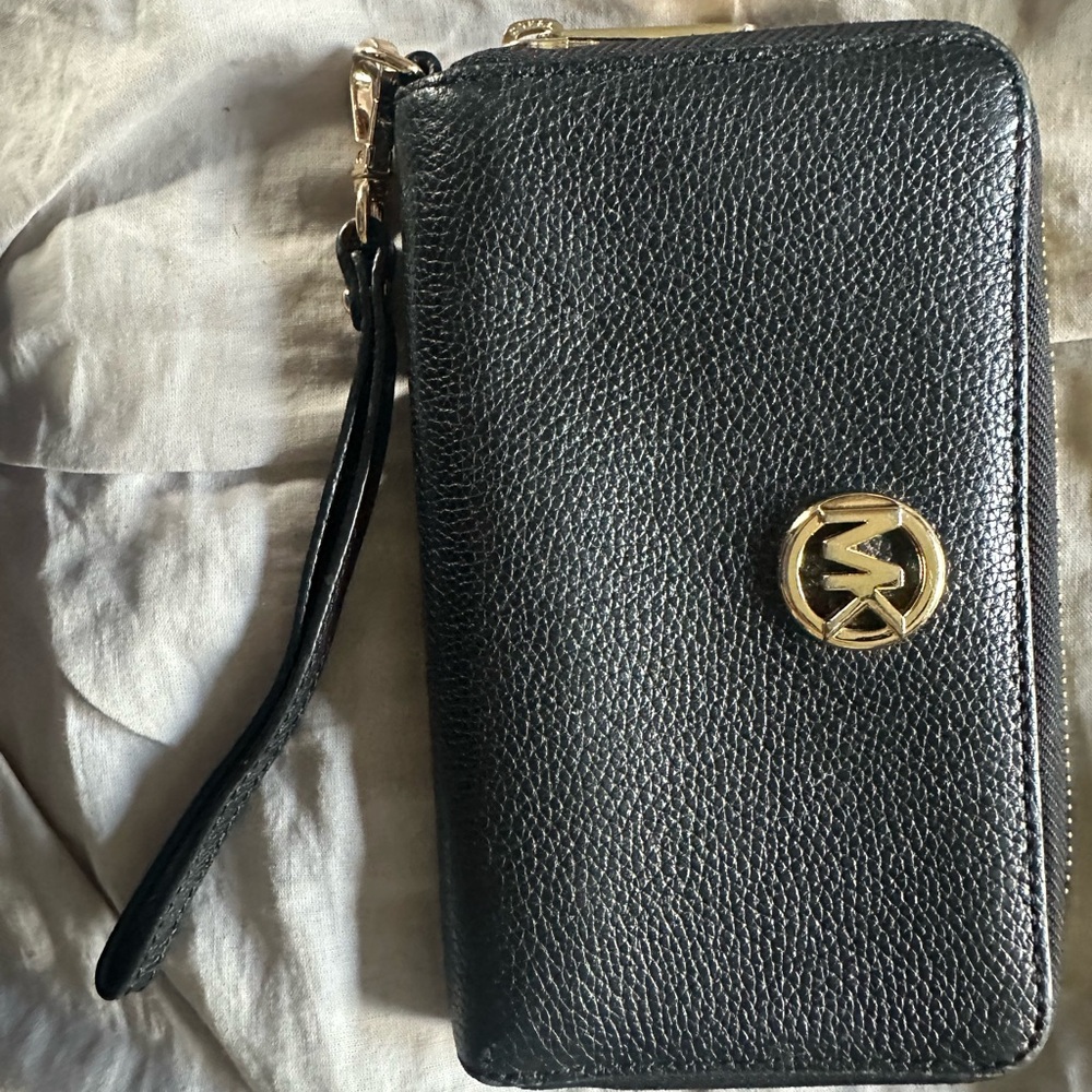 Michael Kors Black and Gold Wristlet
